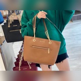 Новая сумка Michael Kors 2023 года с улыбающимся лицом. Неформальный ремешок на 