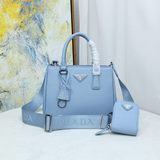 PRADA PRADA новейшая популярная сумка «три в одном» с перекрестной ручкой. Этот 