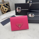 PRADA, подлинный товар в наличии： специально отобранный, фотографии реальных тов