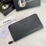 PRADA, классическая модель небольшого кошелька на молнии. Классический дизайн, п