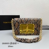 Tom Ford, новая модель - змеиный принт, полностью из кожи, с поворотной застежко