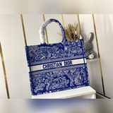 Большой размер 【Di0r Book Tote】 Большинство людей, приобретая товары роскошных б
