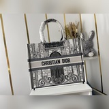 Большой размер 【Di0r Book Tote】 Большинство людей, приобретая товары роскошных б
