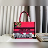 Новая сумка для покупок Dior с застежкой-клипсой! Одновременное обновление в маг