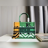 Новая сумка для покупок Dior с застежкой-клипсой! Одновременное обновление в маг