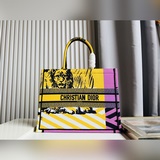 Большая сумка с застежкой Dior, новая модель из бутика Dior! Одновременное обнов