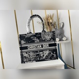 Оригинальный заказ： Черная голова лошади 【Di0r Book Tote】 Большинство людей, при