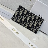 Бренд： Dior 0525 Цвет： черный Размер： 13*7,5 Описание：  Di.