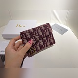 Бренд： Dior 0611 Цвет： черный, темно-красный Размер： 10,5*7 Описание： Di.