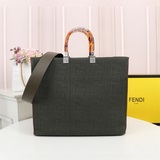 Fendi x Skims совместная капсульная коллекция, ограниченная серия Fend1 Tote с 3