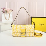 Сумка Fendi с расписным узором, официальный сайт. Вдохновлена классикой. Уникаль