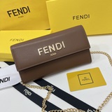Бренд： Fendi 2607 Цвет： черный, белый, коричневый Размер： 19*10,5.
