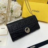 Бренд： Fendi 2601 Цвет： черный Размер： 19*10,5*3,5.