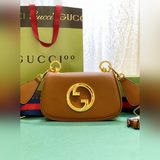 Новая коллекция сумок Gucci Blondie не только обладает уникальной динамичной эст