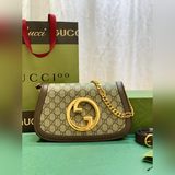 Gucci Blondie, я с нетерпением ждала эту новую модель. Мне она очень нравится.