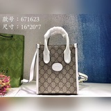 Gucci Retro mini tote. Я очень рада, что смогла первой в сети найти эту мини-сум