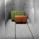 Новая мини-сумка GUCCI с бамбуковым замком отличается изящным дизайном, подчерки