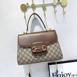 Новая сумка из серии Gucci Horsebit 1955, представляющая собой продолжение серии