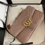 Фотография реального товара # Модель： 443496 Размер： 31-19-7 см Серия GG Marmont