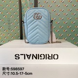 Артикул： 598597 Размеры： 10,5-17-5 см. Эта мини-сумочка изготовлена из черной ко