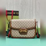 Gucci Horsebit 1955 одноплечевая сумка, модель № 700457, кожа коричневого цвета 