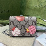 Новейший сердечный яблочный аксессуар от Gucci! Качество как в бутике, фотографи