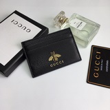 Качество Gucci, натуральная кожа, модель 436022. Карточный чехол изготовлен из и