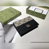 Бренд： Gucci 658610 Цвет： черный, розовый Размер： 11*9*3 Описание：