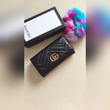 Новинка — длинный кожаный кошелек GG Marmont из стеганой кожи с вышитым логотипо