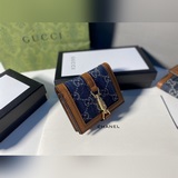 Бренд： guccl 645536 Цвет： коричневый Размер： 11,5*8,5*3.