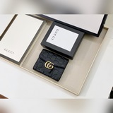 Бренд： Gucci 8014 Цвет： черный Размер： 10*8,5*2,5 Описание：