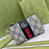 Бренд： Gucci 0883 Цвет： черный Размер： 16,5*10*2 Описание：