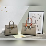 Платина .25 см 30 см (серый слоновая кость)   epsom｜отпечаток ладони кожа бычка.