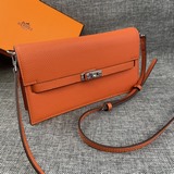 (В комплекте с фирменным чехлом и сумкой) Модель kelly от Hermes. Материал： кожа