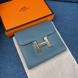 Модель Hermes Constance： 537 с серебряной застежкой в виде отпечатка ладони, раз