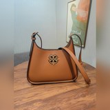 Номер 934 Tory Burch Miller small classic sh.