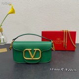 В комплекте с коробкой - Valentino Garavani MINI LOCò сумка из телячьей кожи, ме