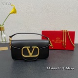В комплекте с коробкой - Valentino Garavani MINI LOCò сумка из телячьей кожи, ме