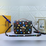 m46384 40780 Новая модель сумки-почтальона pochette métis с шелкографией.
