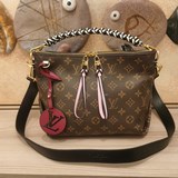 [Эксклюзивные фотографии] Мини-сумка m55090 Beaubourg Hobo с монограммой.