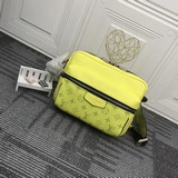 m30233 m30241 m30243 Louis Vuitton представляет кожаную сумку Taga с монограммой