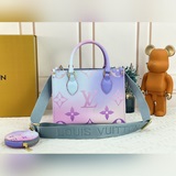m59856 Цветная версия сумочки onthego в стиле «тромпет» выполнена из ткани Monog