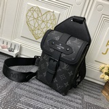 m45912 Черный Цветок Эта новая сумка через плечо создана на основе культовой мод