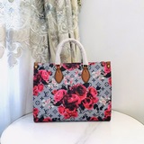 Сумка m21233, m44571 Размеры： 35 x 26 x 15 см (длина x высота x ширина).