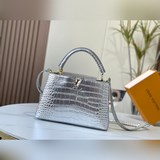 n92967/m93419 Ретро-сумка среднего размера Capucines из кожи с текстурой крокоди