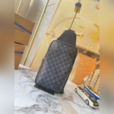 Новая модель m46344 Hager Avenue одноплечевая сумка из ткани Damier Graphite.