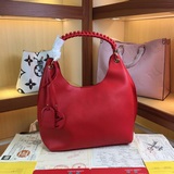 m53188, эта сумка изготовлена из импортной кожи теленка тауриллон! Ее модный сил