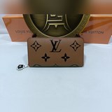 m69698 Кошельки «Gibi» были обновлены в соответствии с серией «lv Krafti», котор