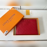 Высочайшее качество, эксклюзивные фотографии. Lv славится мастерством своих маст
