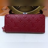 m60171 / m69415 Этот кошелек clémence выполнен из мягкого материала monogr.